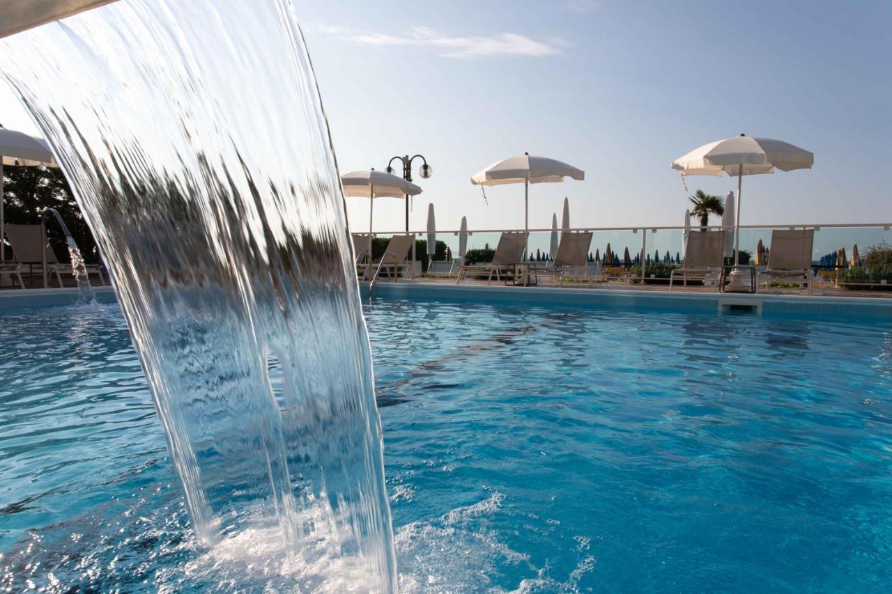 Hotel Mirafiori Jesolo Extérieur photo