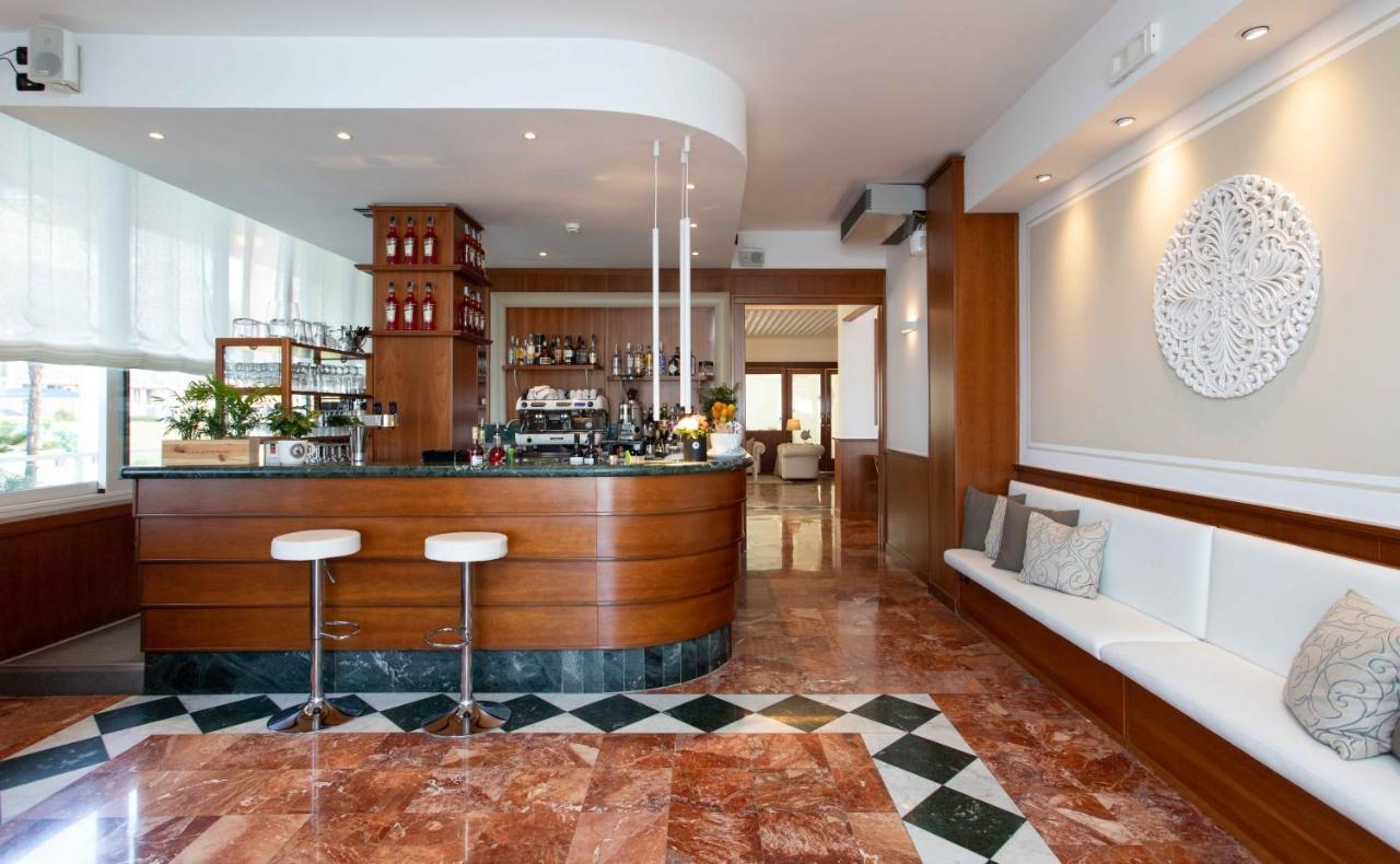 Hotel Mirafiori Jesolo Extérieur photo