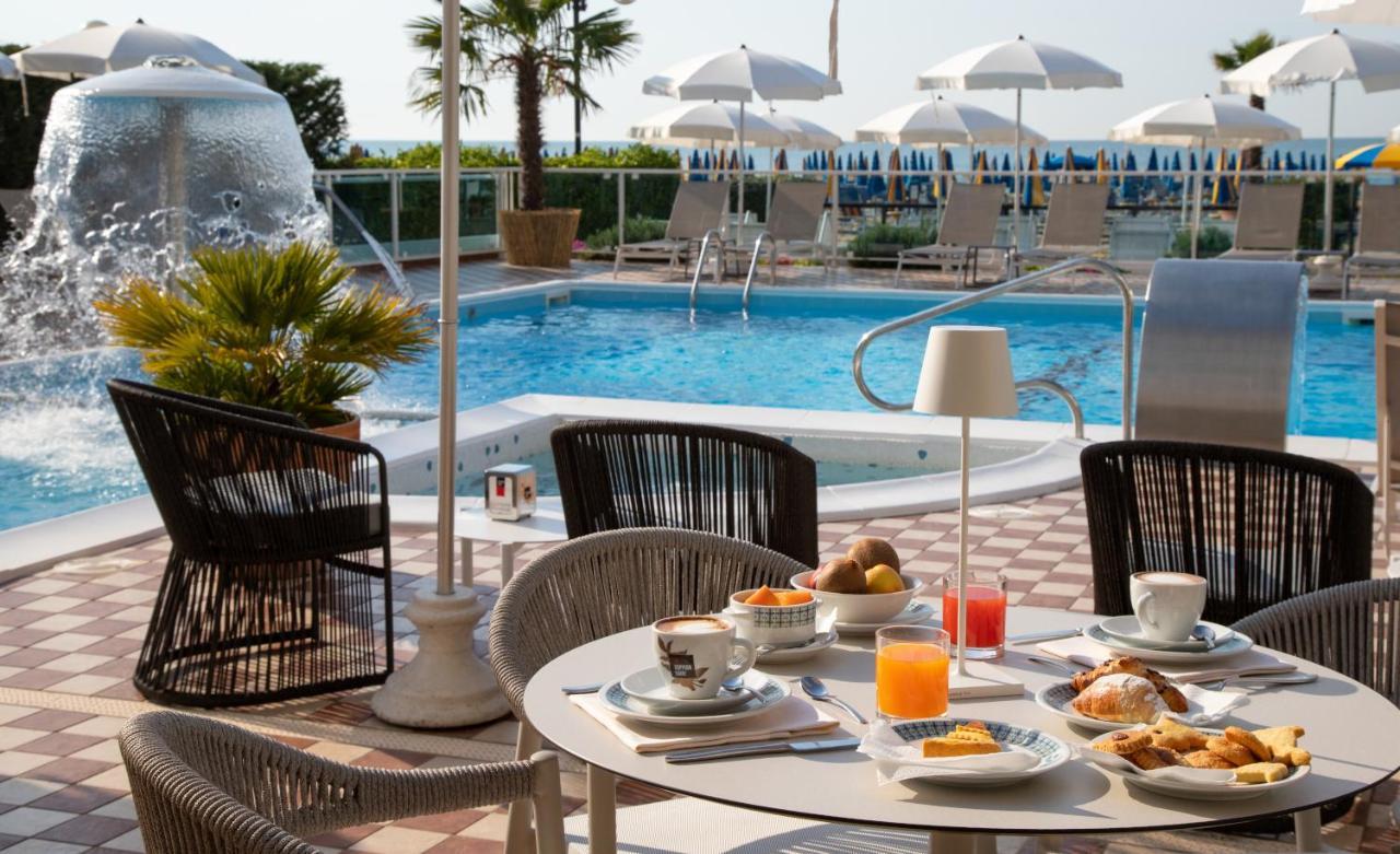 Hotel Mirafiori Jesolo Extérieur photo