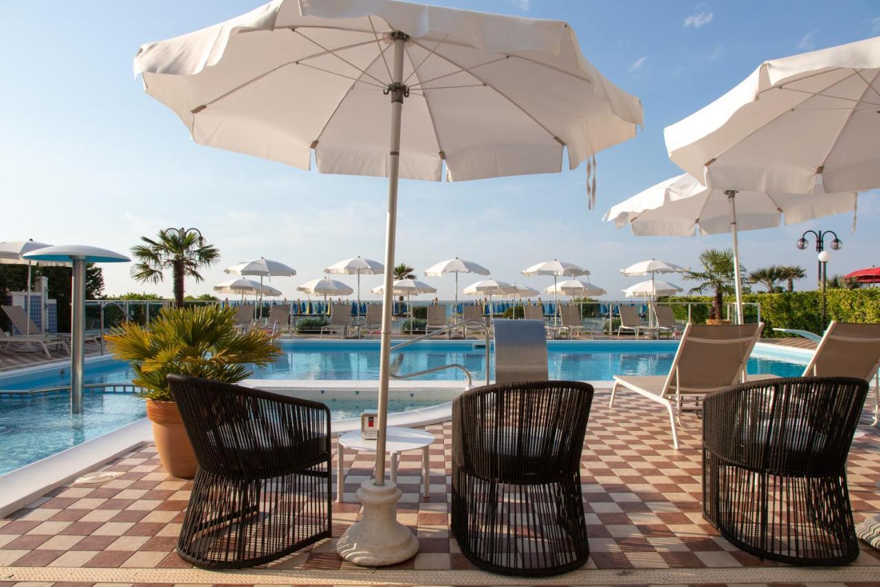 Hotel Mirafiori Jesolo Extérieur photo